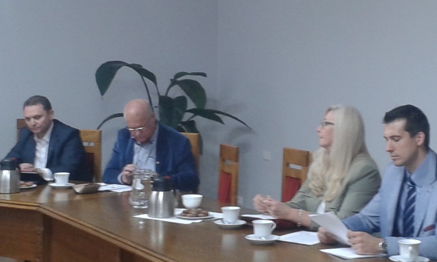 uczestnicy posiedzenia Prezydium K-P WRDS