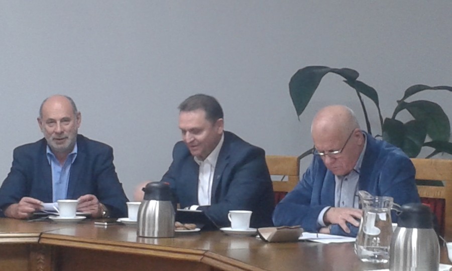 uczestnicy posiedzenia Prezydium K-P WRDS