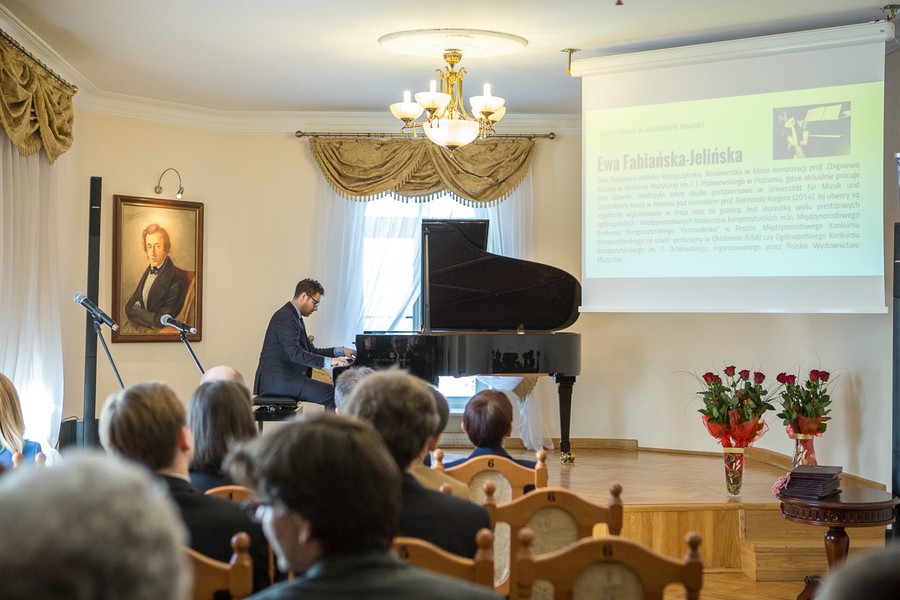 Marszałkowskie stypendia artystyczne 2018, fot. Szymon Zdziebło/tarantoga.pl dla UMWKP