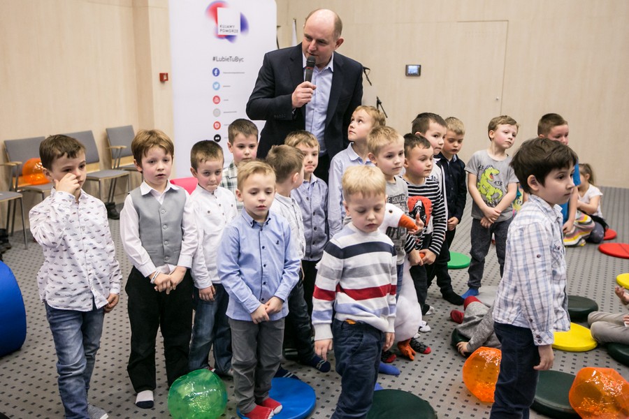 Spotkanie z przedszkolakami w Urzędzie Marszałkowskim w przededniu Dnia Kobiet, fot. Andrzej Goiński