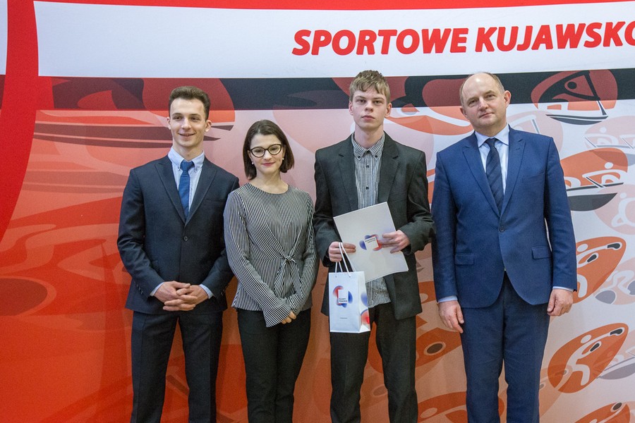Uroczystość wręczenia stypendiów sportowych w Muzeum Etnograficznym w Toruniu, fot. Szymon Zdziebło/Tarantoga.pl