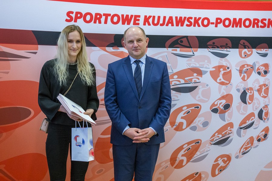Uroczystość wręczenia stypendiów sportowych w Muzeum Etnograficznym w Toruniu, fot. Szymon Zdziebło/Tarantoga.pl
