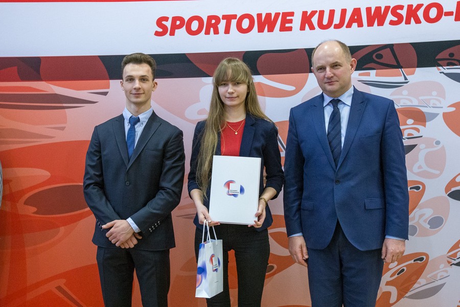 Uroczystość wręczenia stypendiów sportowych w Muzeum Etnograficznym w Toruniu, fot. Szymon Zdziebło/Tarantoga.pl