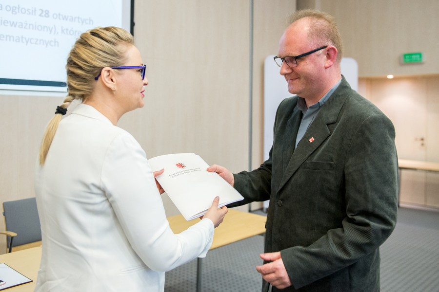 W uroczystości wręczenia umów wzięli udział przedstawiciele około 60 organizacji pozarządowych, fot. Łukasz Piecyk