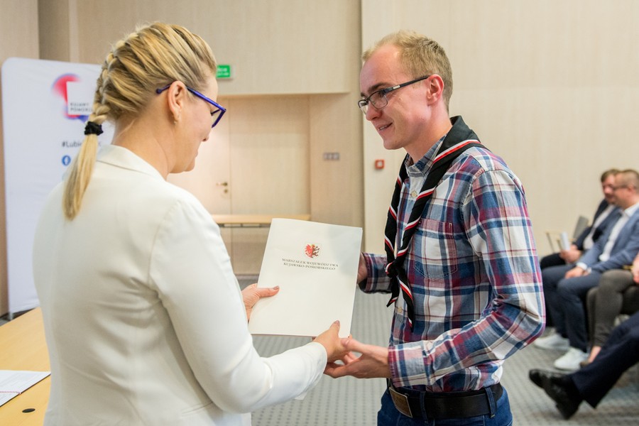 W uroczystości wręczenia umów wzięli udział przedstawiciele około 60 organizacji pozarządowych, fot. Łukasz Piecyk