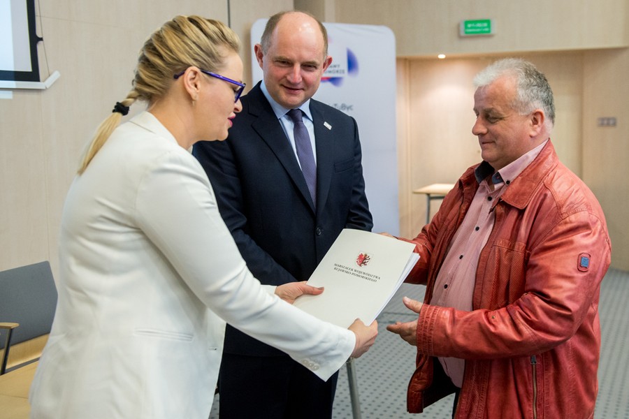 W uroczystości wręczenia umów wzięli udział przedstawiciele około 60 organizacji pozarządowych, fot. Łukasz Piecyk