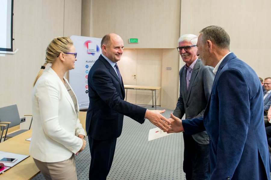 W uroczystości wręczenia umów wzięli udział przedstawiciele około 60 organizacji pozarządowych, fot. Łukasz Piecyk
