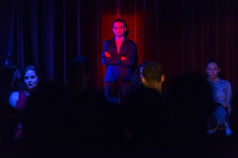 Przygrywkę zainaugurował spektakl "Rzuciłem palenie… Kocham Cię…" w wykonaniu studentów Państwowego Policealnego Studium Wokalno-Aktorskiego w Gdyni, fot. Szymon Zdziebło/tarnatoga.pl