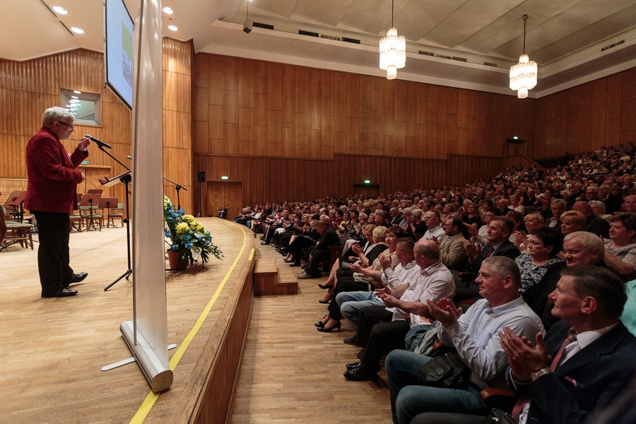 Gala Jubileuszu 60-lecia bydgoskiej Spółdzielni Mieszkaniowej „Budowlani” w Filharmonii Pomorskiej, fot. Filip Kowalkowski