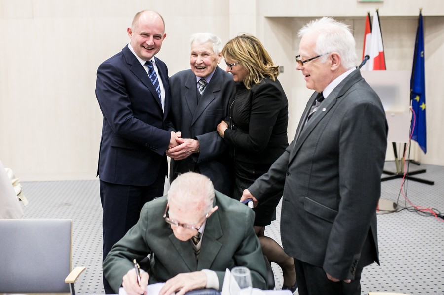 Wizyta rówieśników Niepodległej w Urzędzie Marszałkowskim, fot. Andrzej Goiński/UMWKP