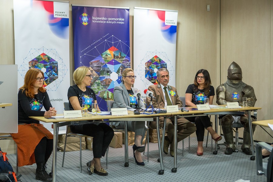 Konferencja prasowa poświęcona inauguracji sezonu turystycznego, fot. Szymon Zdziebło/tarantoga.pl