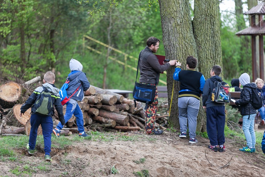 Wycieczka Szkoły Podstawowej nr 1 w Aleksandrowie Kujawskim do Krajeńskiego Parku Krajobrazowego, fot. Filip Kowalkowski