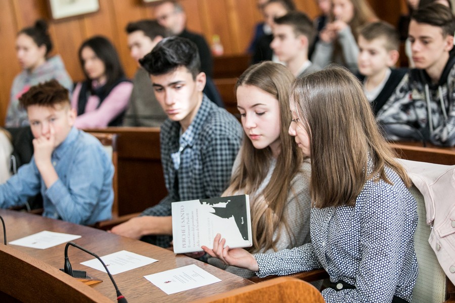 Prelekcja „Karol Wojtyła jako mistyk” w Urzędzie Marszałkowskim, fot. Andrzej Goiński