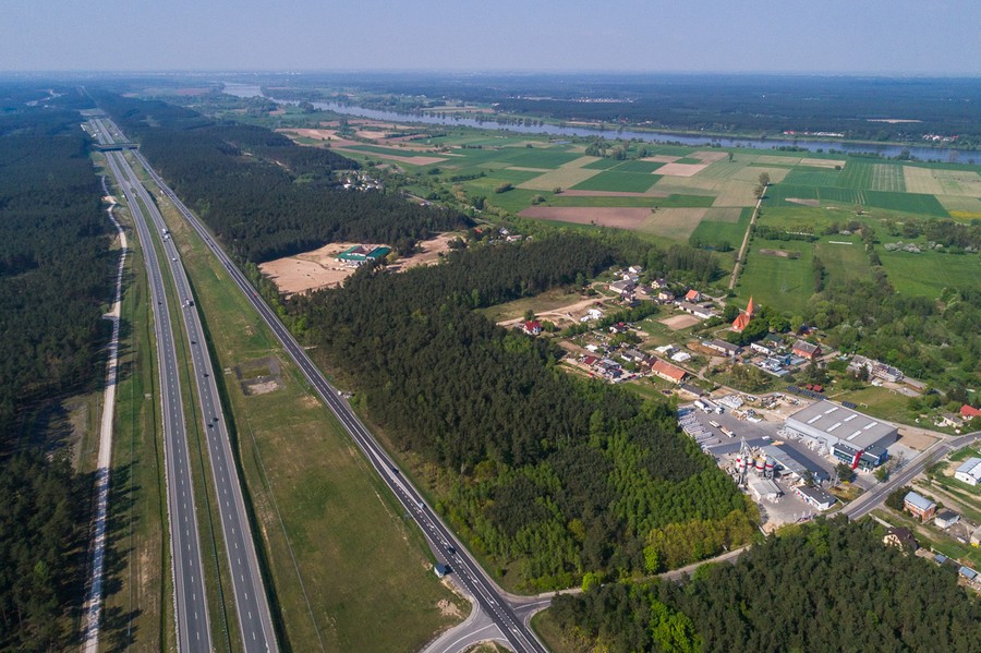 Autostrada A1 w ostatnią sobotę kwietnia, fot. Szymon Zdziebło/tarantoga.pl