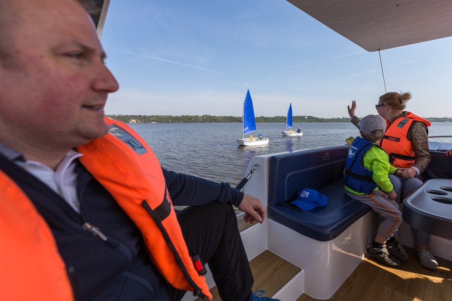 Otwarcie sezonu wodniackiego na Zalewie Włocławskim, fot. Szymon Zdziebło/tarantoga.pl