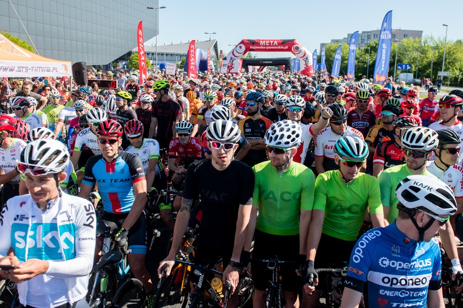 Wyścig kolarski VeloToruń, 6 maja, fot. Łukasz PIecyk