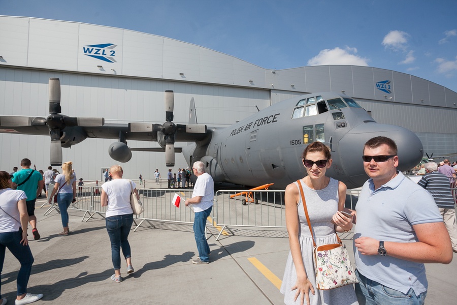Piknik Niepodległości na terenie Wojskowych Zakładów Lotniczych nr 2 w Bydgoszczy, fot. Filip Kowalkowski