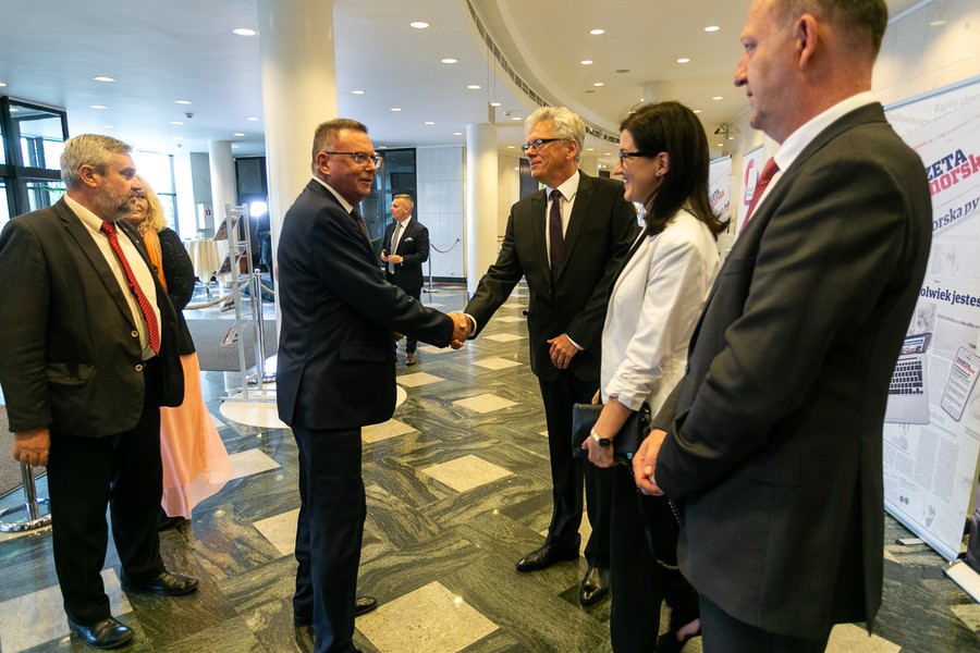 Gala Złotej Setki w Operze Nova, fot Filip Kowalkowski dla UMWKP