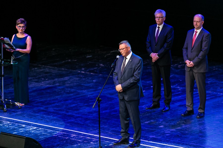 Gala Złotej Setki w Operze Nova, fot Filip Kowalkowski dla UMWKP