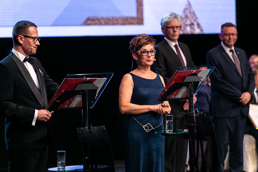 Gala Złotej Setki w Operze Nova, fot Filip Kowalkowski dla UMWKP