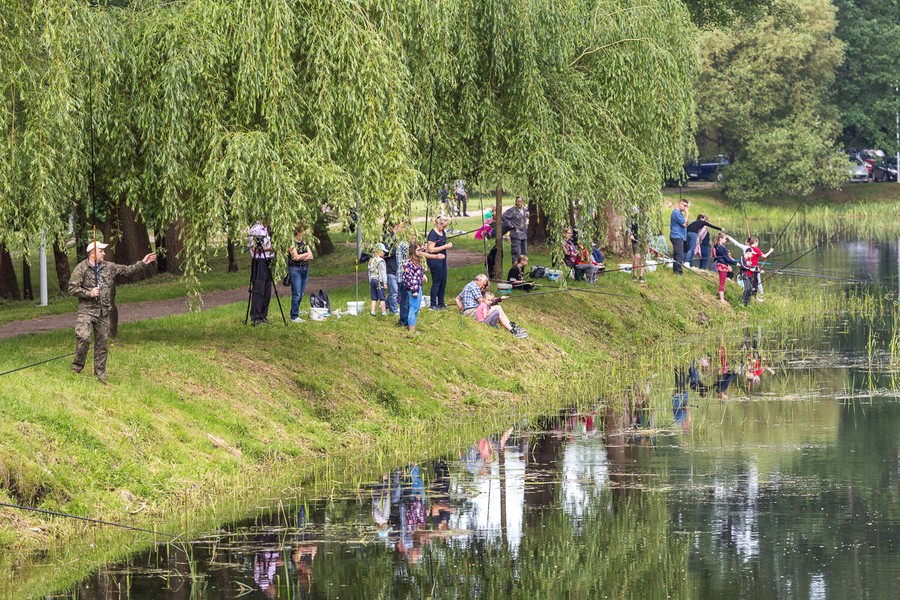 Dziecięce zawody wędkarskie, fot. Szymon Zdziebło/tarantoga.pl