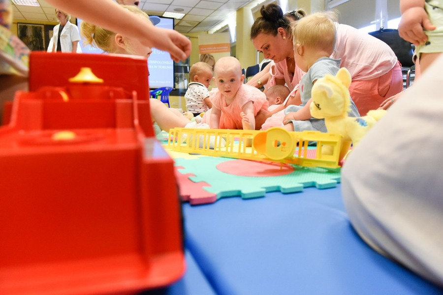 Piąte urodziny Banku Mleka w Toruniu, fot. Łukasz Piecyk dla UMWKP
