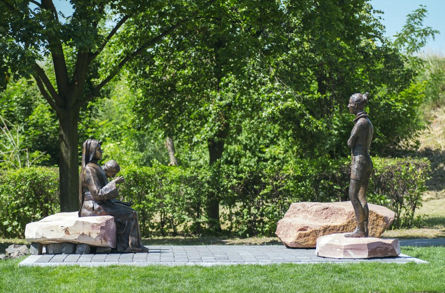 Pomnik matki Karłowskiej w Jabłonowie Pomorskim, fot. UMWKP