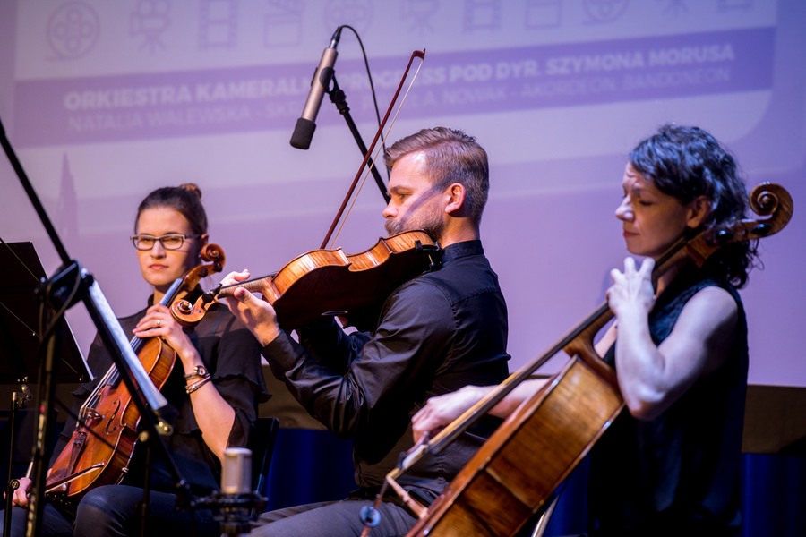 Marszałek Piotr Całbecki podczas odwiedzin kinoteatru ,,Rondo” w Chełmnie fot. Łukasz Piecyk