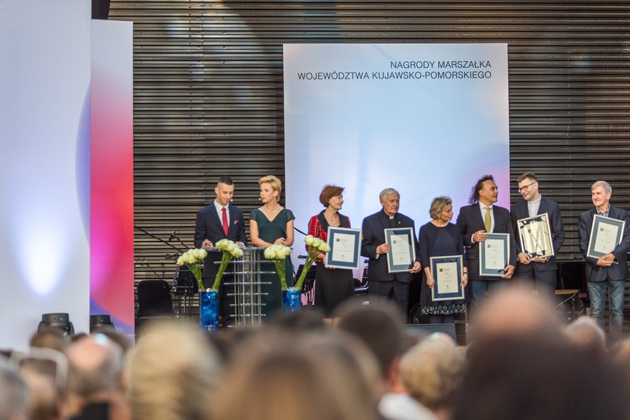 Uroczysta gala wręczenia Nagród Marszałka Województwa Kujawsko-Pomorskiego, fot. Szymon Zdziebło/Tarantoga.pl