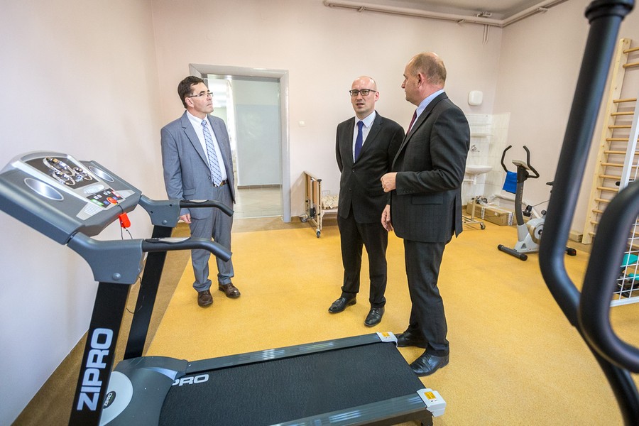 Uroczystość otwarcia Dziennego Domu Pobytu w Unisławiu, fot. Szymon Zdziebło/Tarantoga.pl