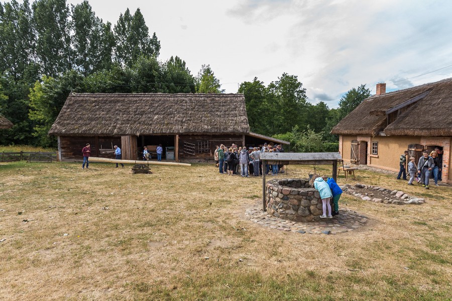 Festyn folklorystyczny z cyklu „Z życia dawnej wsi” w Kujawsko-Dobrzyńskim Parku Etnograficznym w Kłóbce, fot. Szymon Zdziebło/Tarantoga.pl