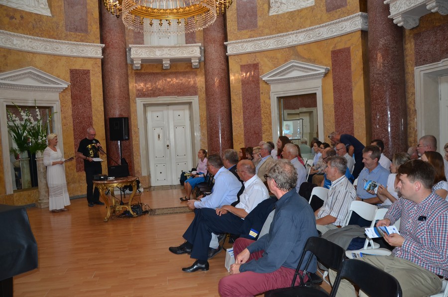 Fot. Karolina Malak/ Pałac Lubostroń