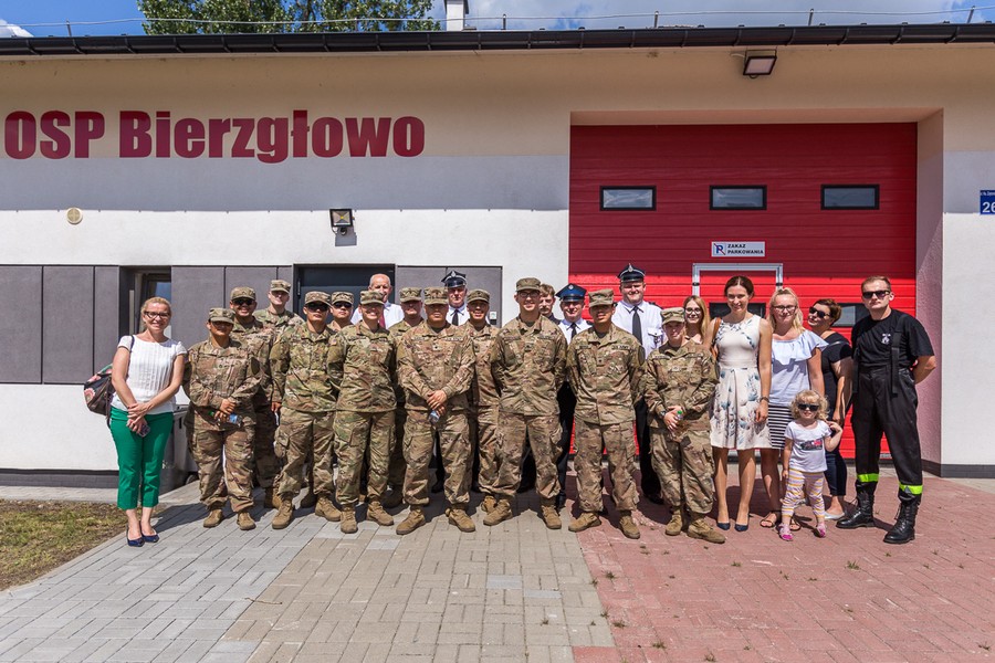 Wizyta żołnierzy z USA w gminie Łubianka, fot. Szymon Zdziebło/Tarantoga.pl