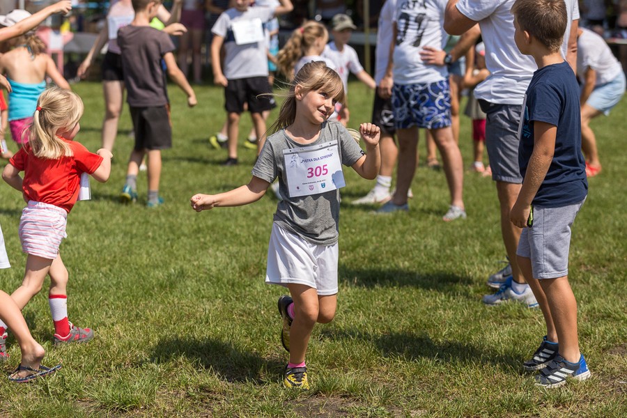 W Kijewie Królewskim zbierano środki na rehabilitację pięcioletniego Szymona, fot. Szymon Zdziebło/tarantoga.pl