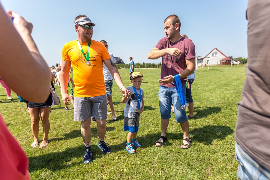 W Kijewie Królewskim zbierano środki na rehabilitację pięcioletniego Szymona, fot. Szymon Zdziebło/tarantoga.pl