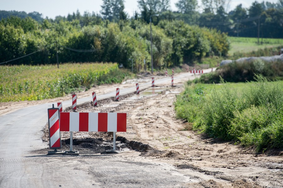 Prace na drodze wojewódzkiej nr 548, fot. Łukasz Piecyk