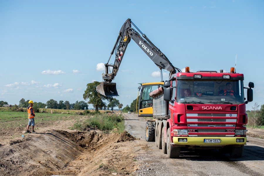 Prace na drodze wojewódzkiej nr 548, fot. Łukasz Piecyk