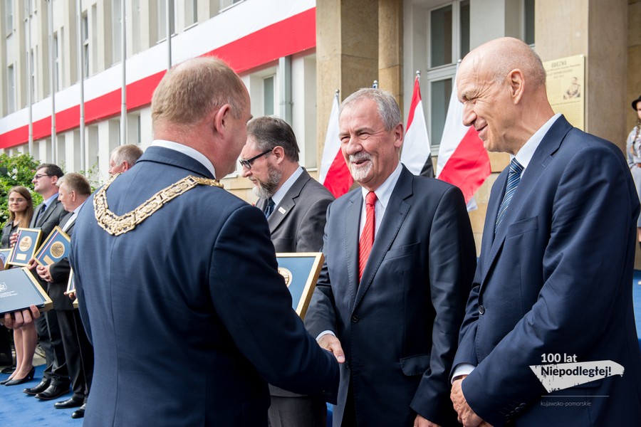 Uroczystość wręczenia marszałkowskich, jubileuszowych medali Unitas Durat Palatinatus Cuiaviano-Pomeraniensis, fot. Łukasz Piecyk