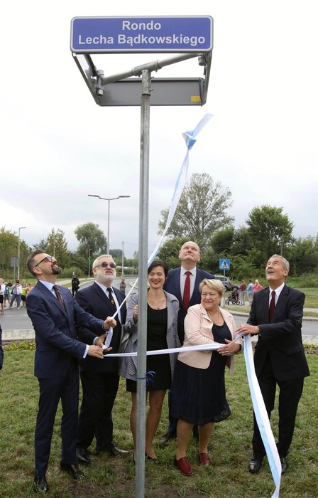 Uroczystość nadania rondu imienia Lecha Bądkowskiego, fot. Lech Kamiński