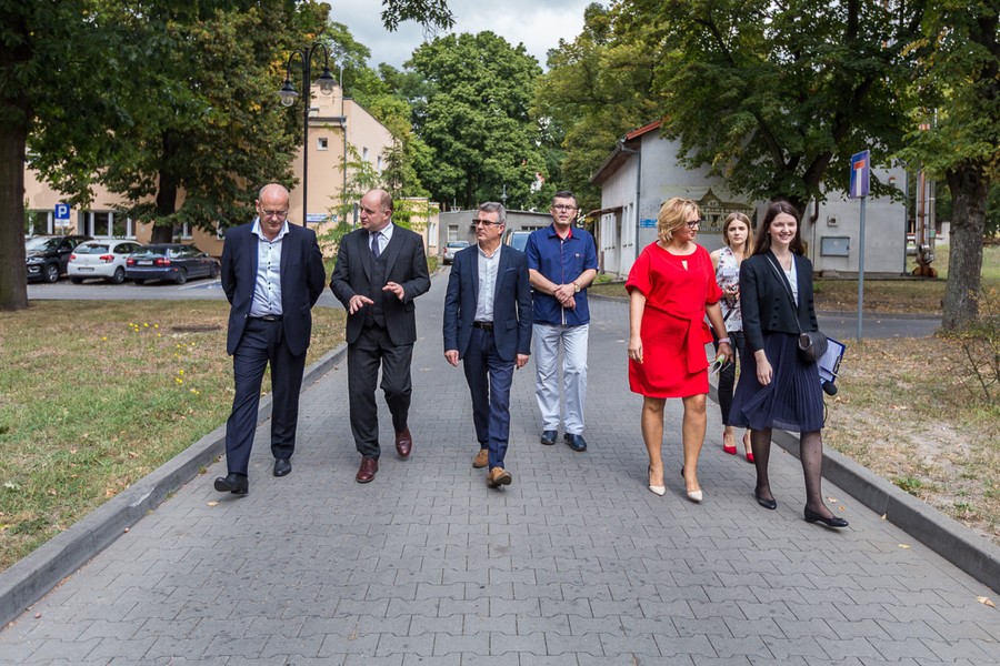 Wizyta w szpitalu, fot. Szymon Zdziebło/tarantoga.pl dla UMWKP