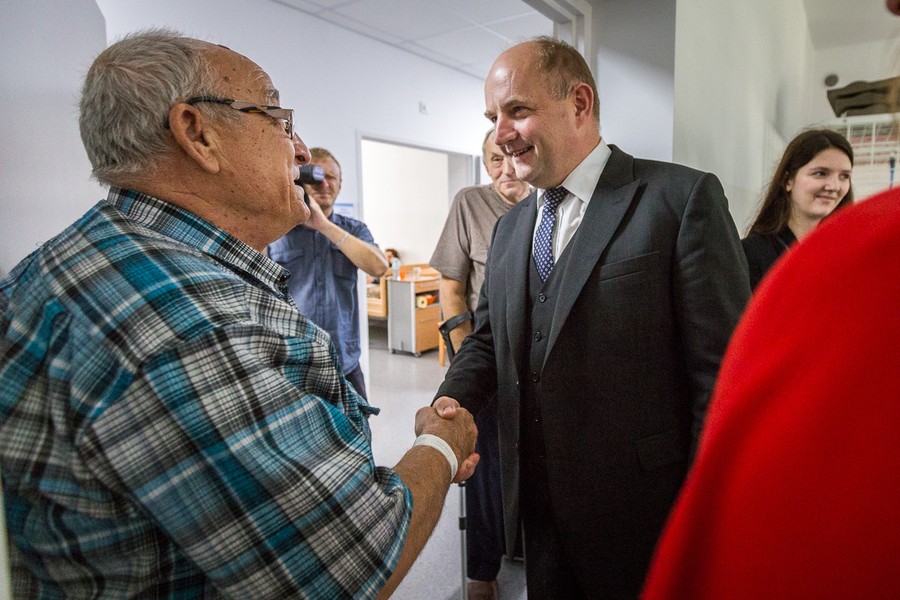 Wizyta w szpitalu, fot. Szymon Zdziebło/tarantoga.pl dla UMWKP