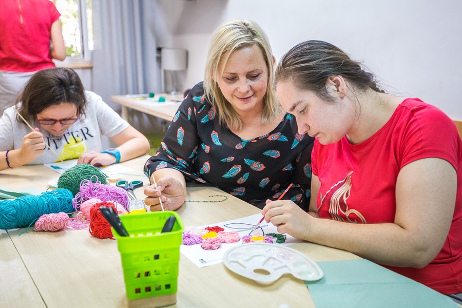 Wizyta w warsztatach terapii zajęciowej, fot. Szymon Zdziebło/tarantoga.pl dla UMWKP