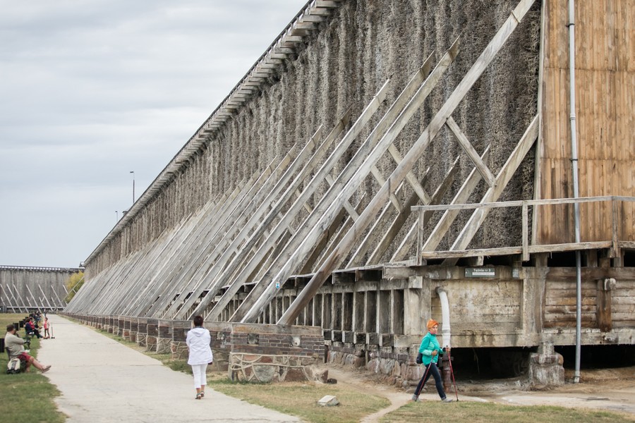 Tężnia nr 3 w Ciechocinku wymaga natychmiastowej interwencji, fot. Andrzej Goiński