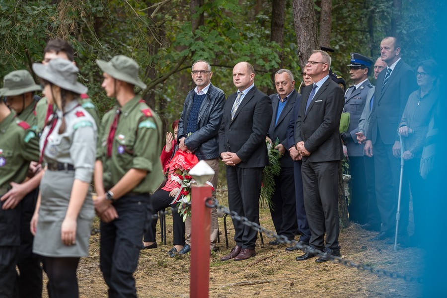 Uroczysta msza święta przy pomniku w Klamrach odbyła się 23 września, fot. Szymon Zdziebło/Tarantoga.pl