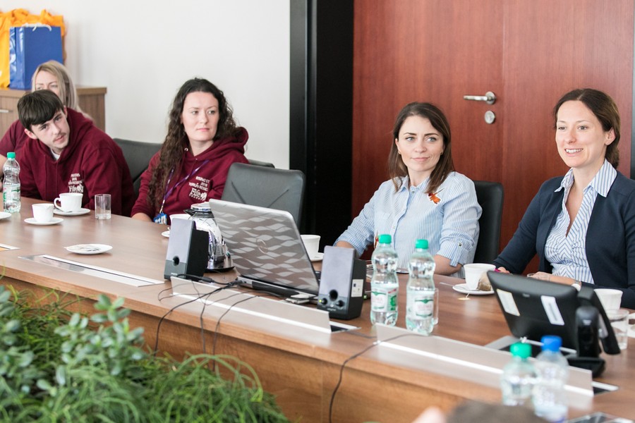 Młodzież z Fife na spotkaniu w Urzędzie Marszałkowskim, fot. Andrzej Goiński/UMWKP