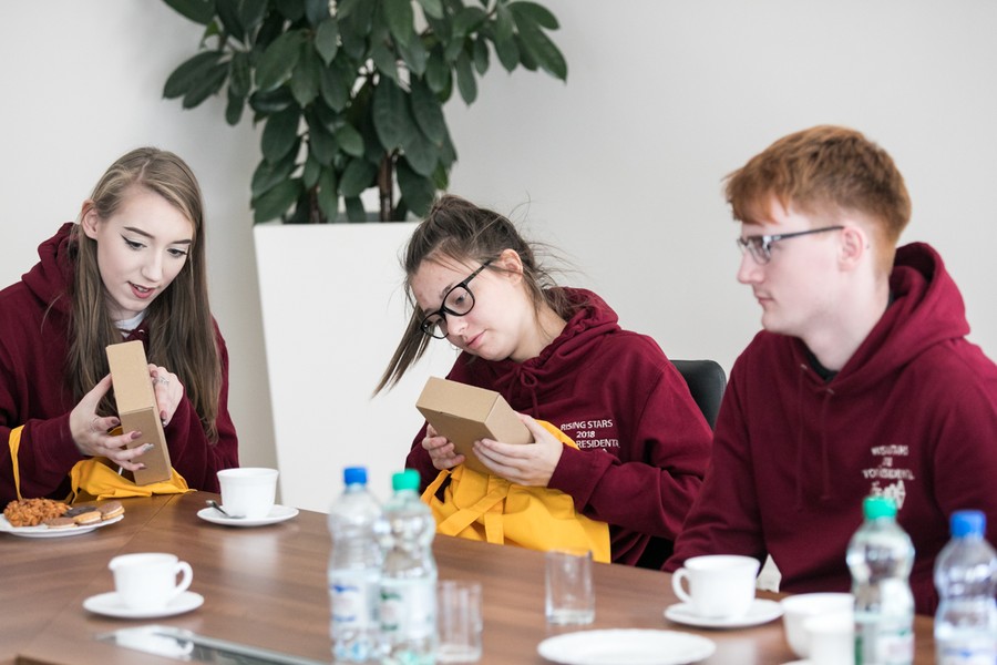 Młodzież z Fife na spotkaniu w Urzędzie Marszałkowskim, fot. Andrzej Goiński/UMWKP