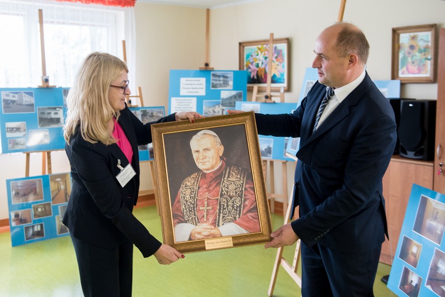 Uroczystość otwarcia Domu Pomocy Społecznej w Browinie po termomodernizacji, fot. Łukasz Piecyk