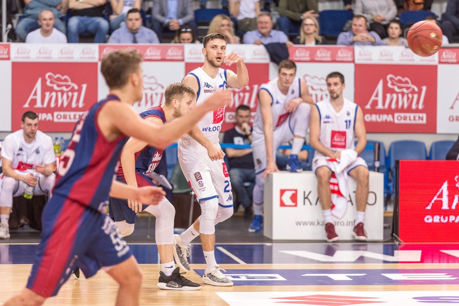 Mecz Anwil Włocławek z drużyną Wilki Morskie ze Szczecina, fot. Szymon Zdziebło/Tarantoga.pl