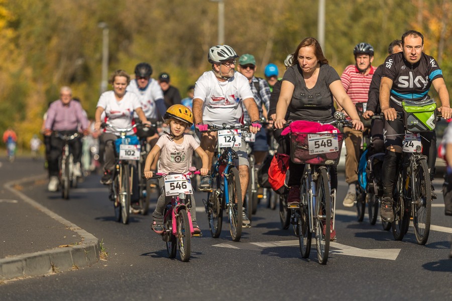 Rajd rowerowy w Toruniu, fot. Szymon Zdziebło/Tarantoga.pl