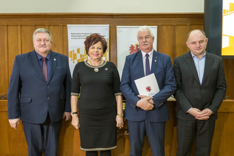 Uroczystość wręczenia umów o dofinansowanie w ramach RPO, fot. Szymon Zdziełbo/Tarantoga.pl